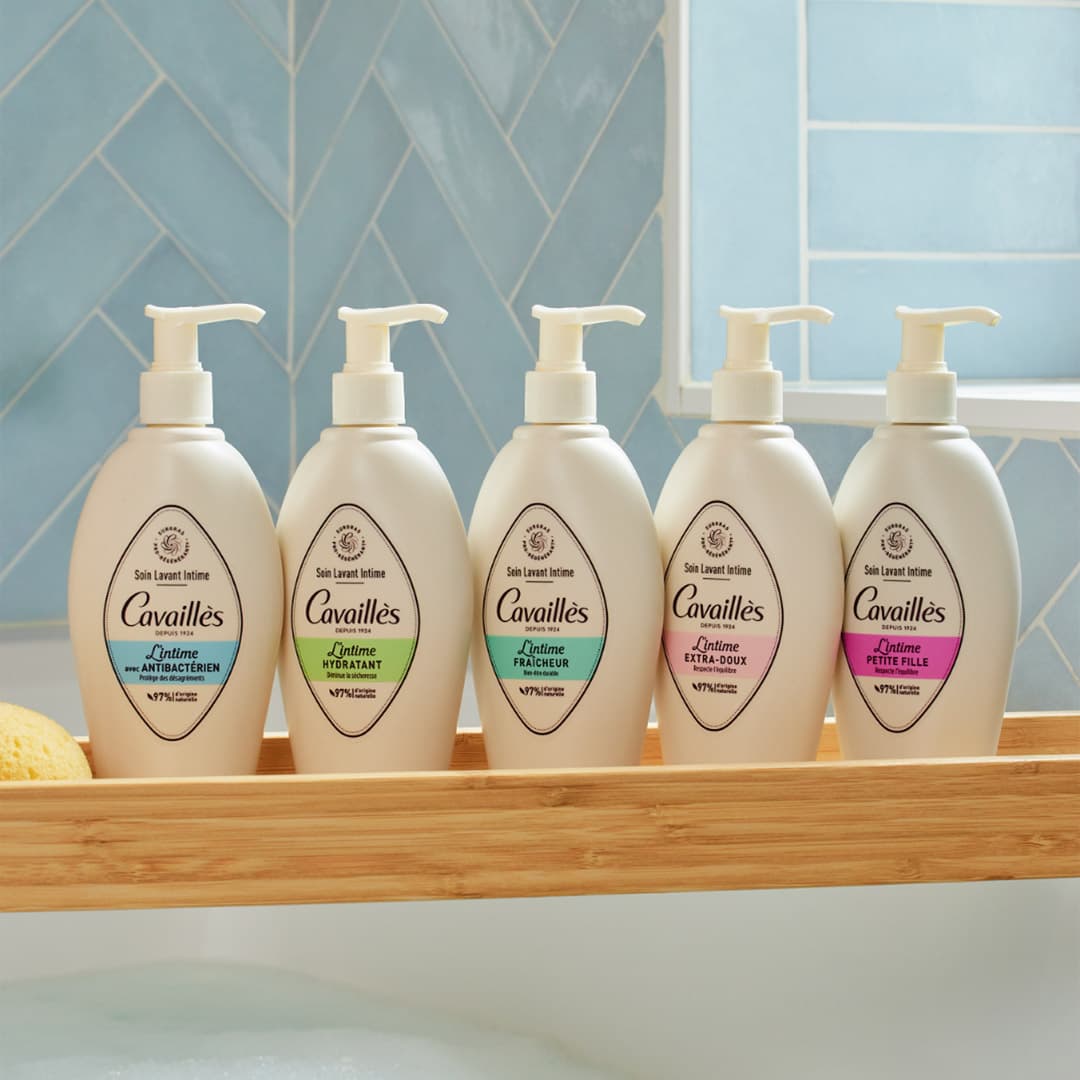 Dung Dịch Vệ Sinh Phụ Nữ Cavailles 250ml